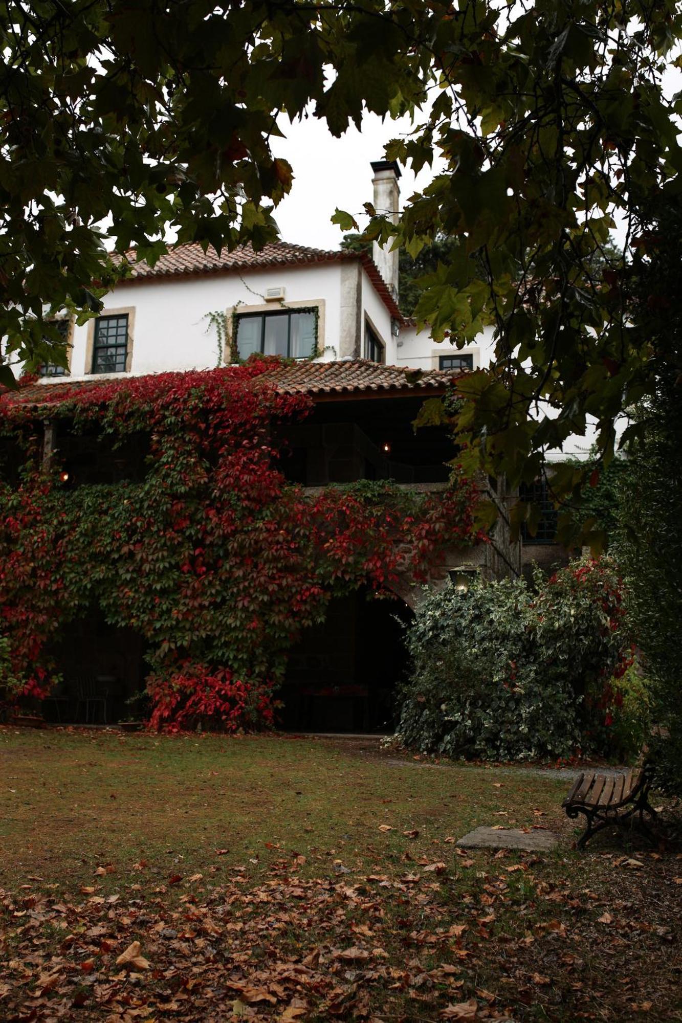 Lugar Da Pedra Alta - B&B - Private Historical Villa Melo Esterno foto